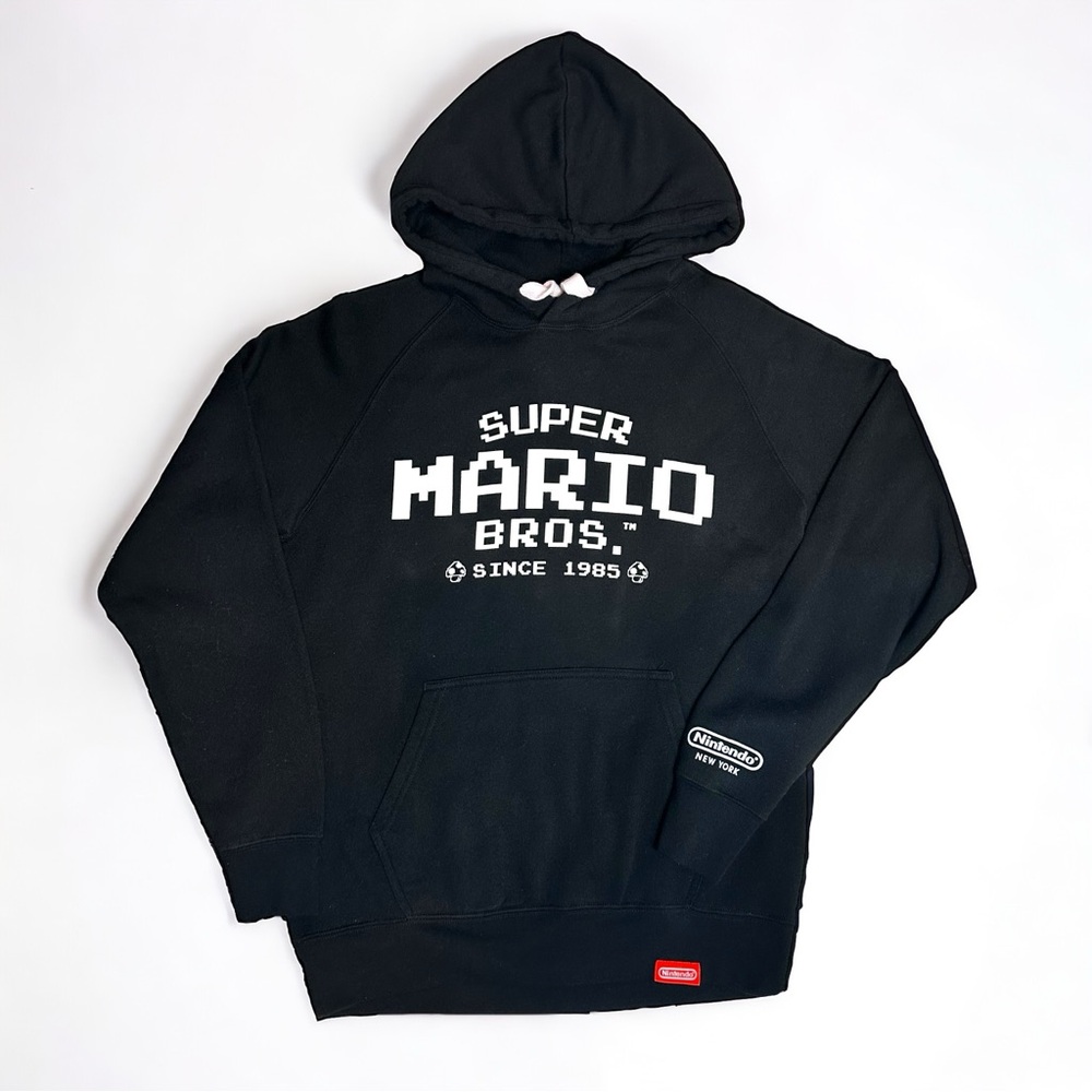 Nintendo New York Super Mario Brothers Mario Graphic Logo Pullover Hoodie